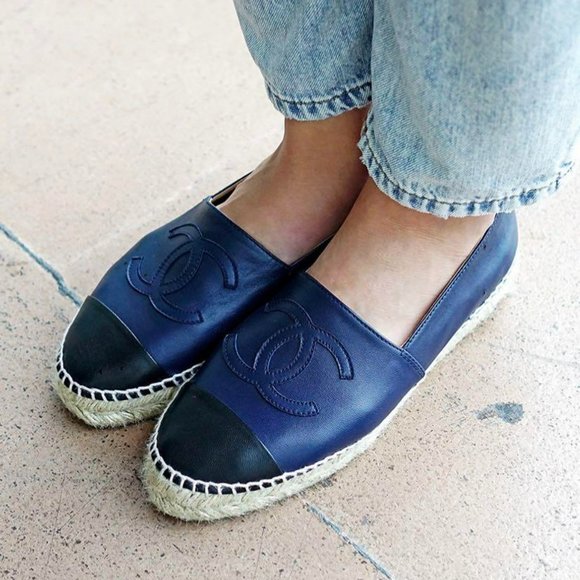 CHANEL Shoes - Chanel Lambskin Leather CC Logo SLip-On Espadrille Flats In Navy Blue size 39